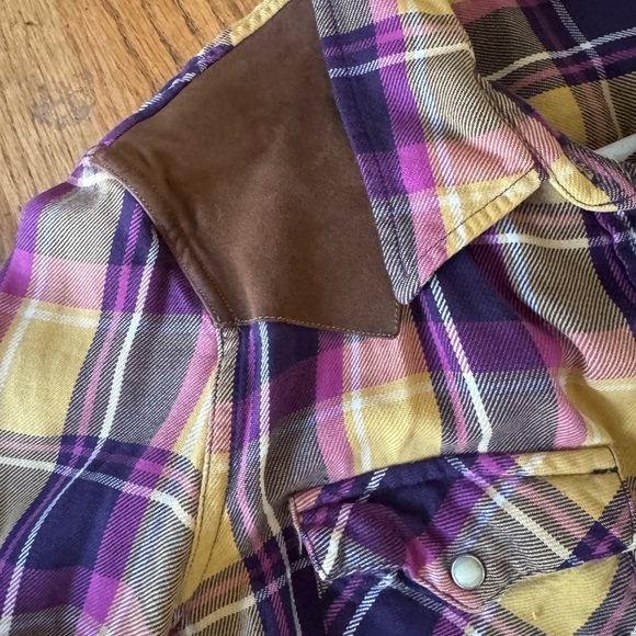 Levi's Women's Plaid Button Down Shirt - Purple, Yellow, Brown size L - Picture 2 of 10